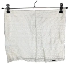 Naisten juhlahame, koko W27