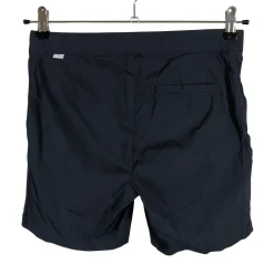 Naisten urheilushortsit, koko 34