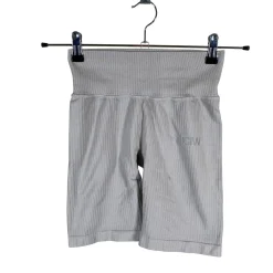 Naisten urheilushortsit, koko 34