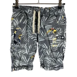 Poikien shortsit, koko 134 - 140