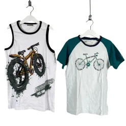 Poikien t-paita, koko 134 - 140